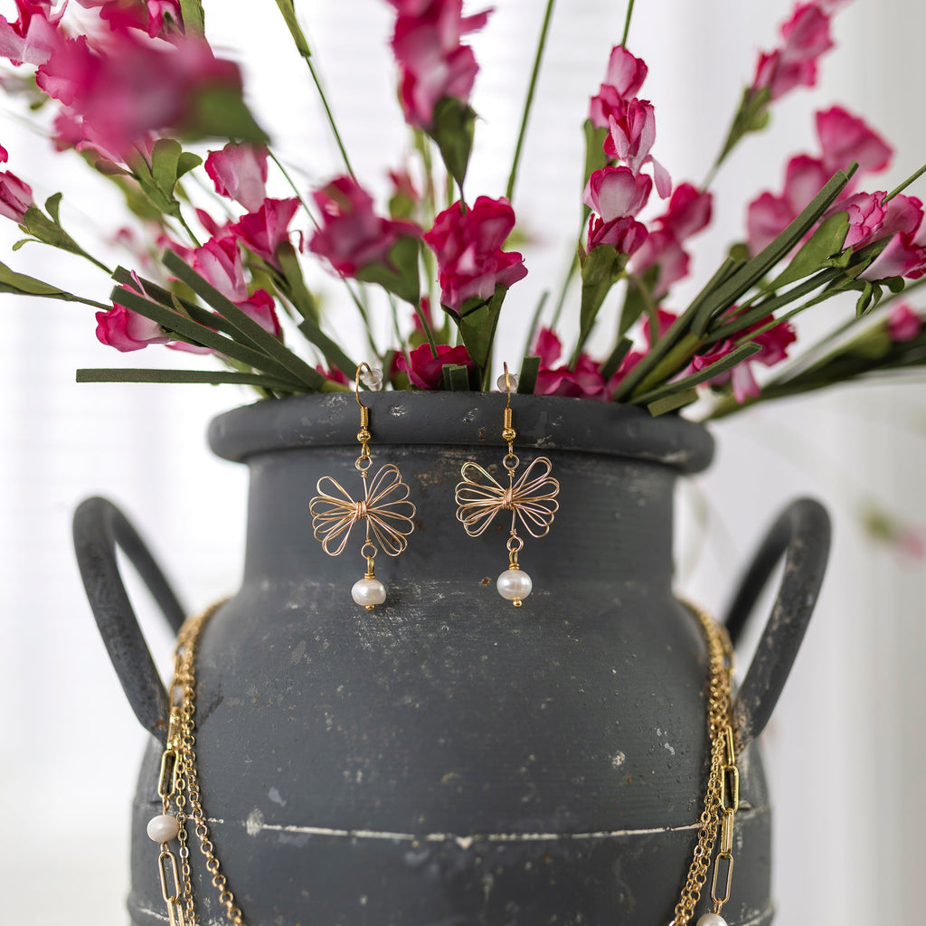 Coquette earrings - P's One-Stop Shop 