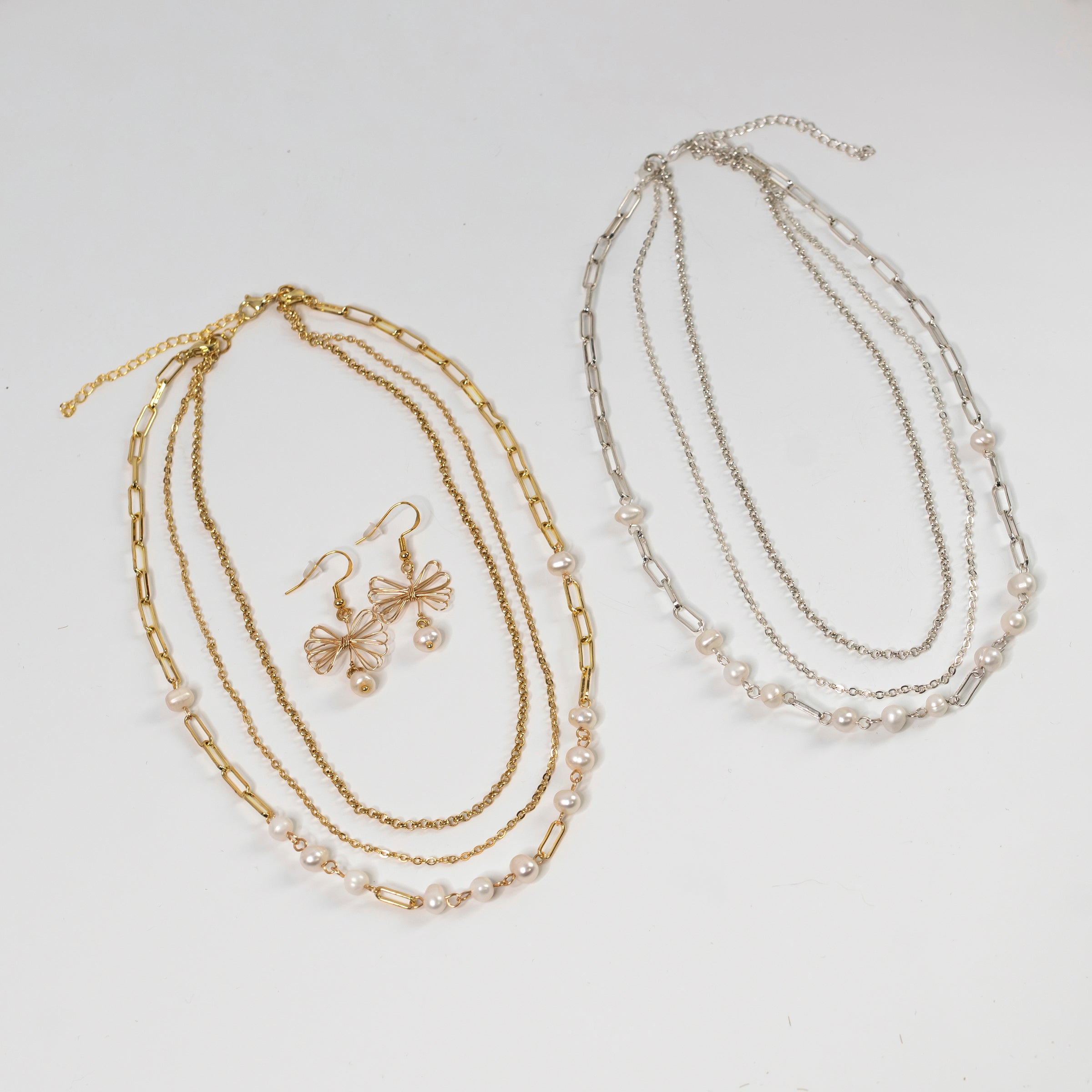 Coquette gold necklace - P's One-Stop Shop 