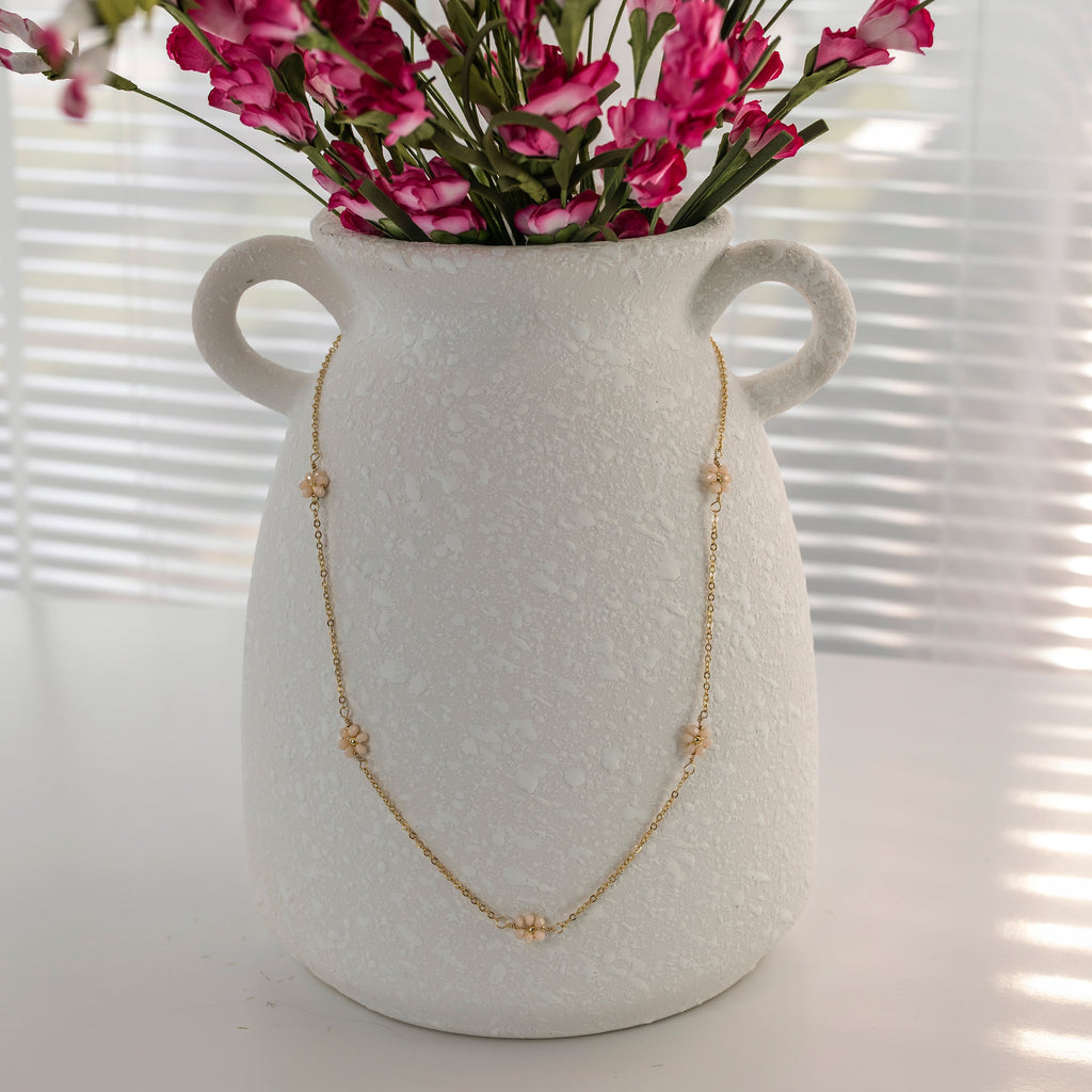 Daisy gold necklace - P's One-Stop Shop 