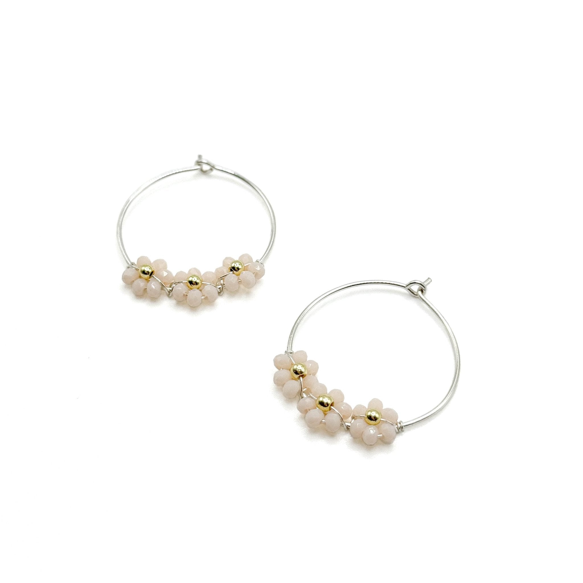 Daisy silver earrings - P's One-Stop Shop 
