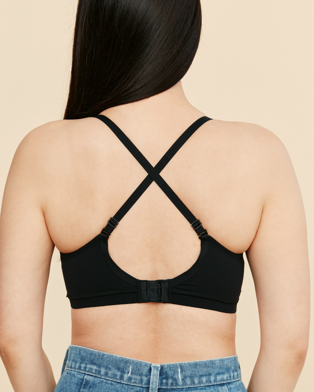 Moonrise Pocketed T‑Shirt Bra - Black - P's One-Stop Shop 