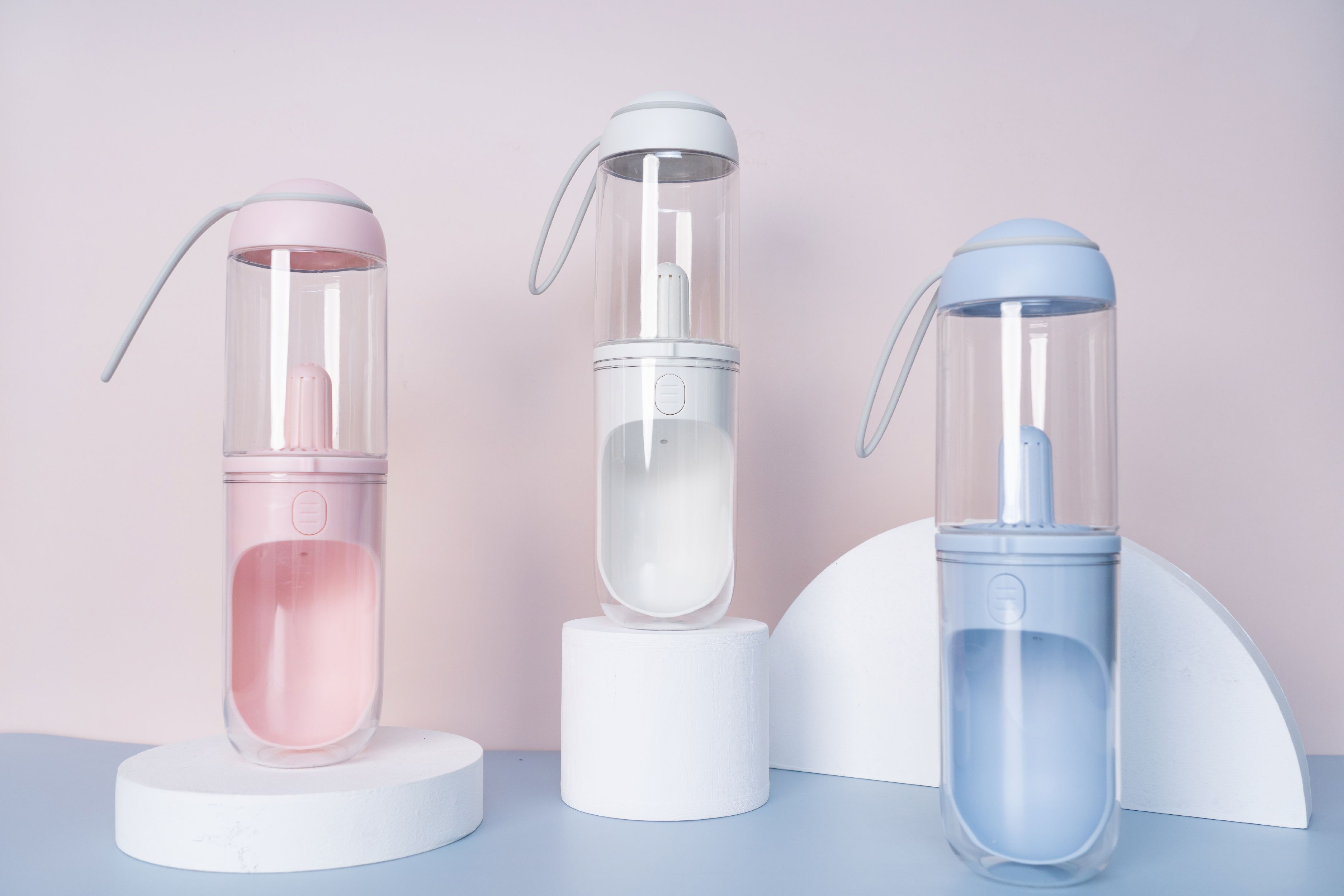 Pet Life ® 'PYURE' Handheld Travel Filtered Water Feeder - P's One-Stop Shop 