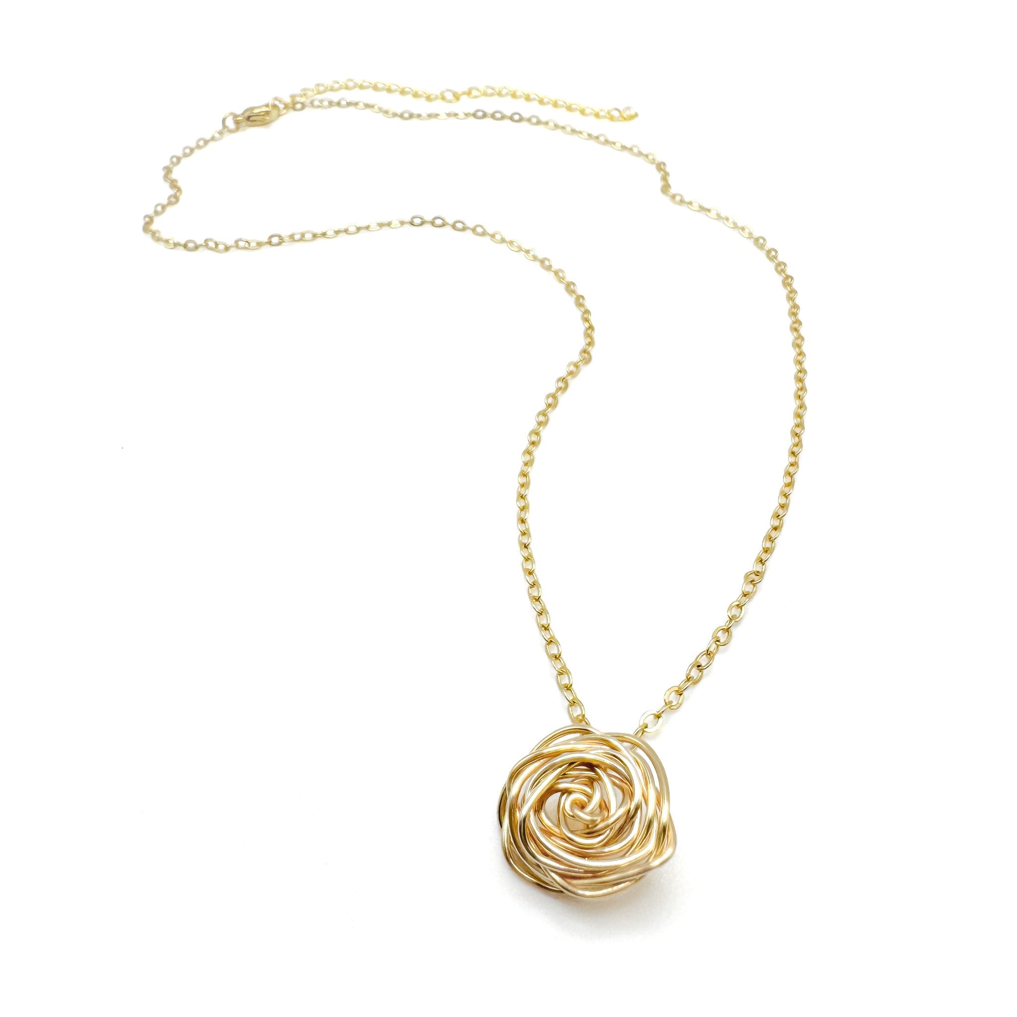 Rosette gold necklace - P's One-Stop Shop 