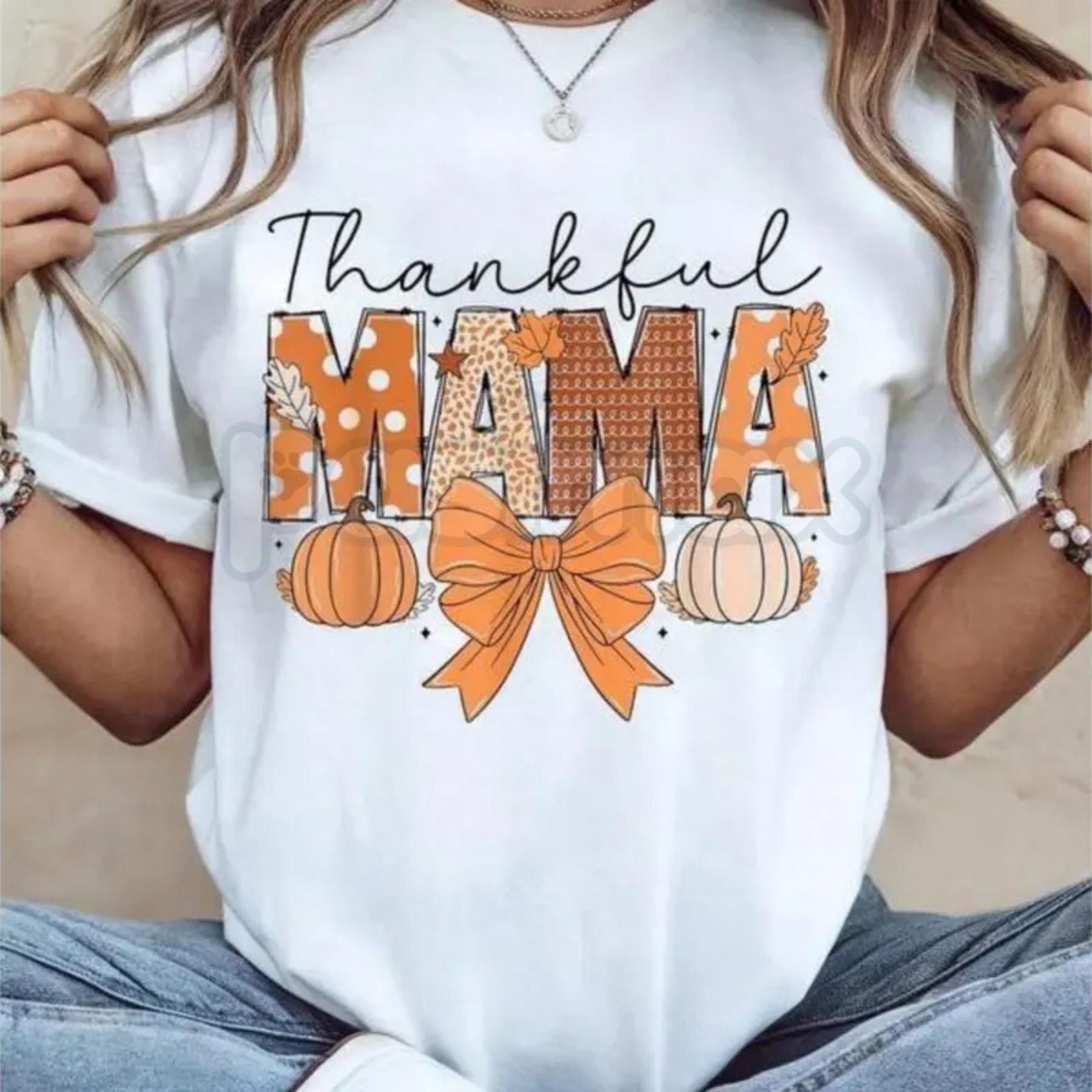 Thankful Mama Coquette Thanksgiving T-Shirt - Pumpkin Spice Fall Graphic Tee, Trendy Women's Holiday Shirt, Coquette Aesthetic Top - P's One-Stop Shop 